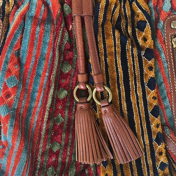 Isabella Fiore, Italian leather shoulder bag studded vintage — never worn. - Picture 3 of 7